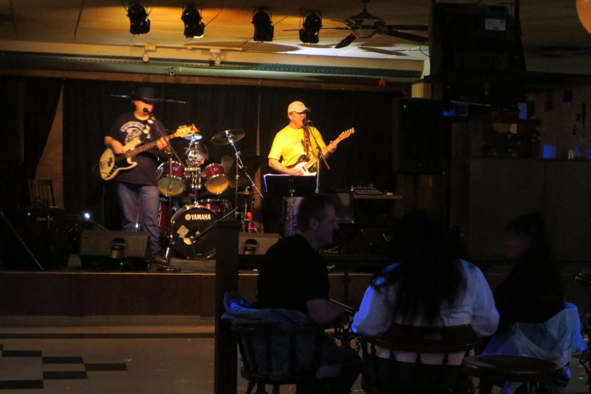 Vanderhoof Inn Kültér fotó