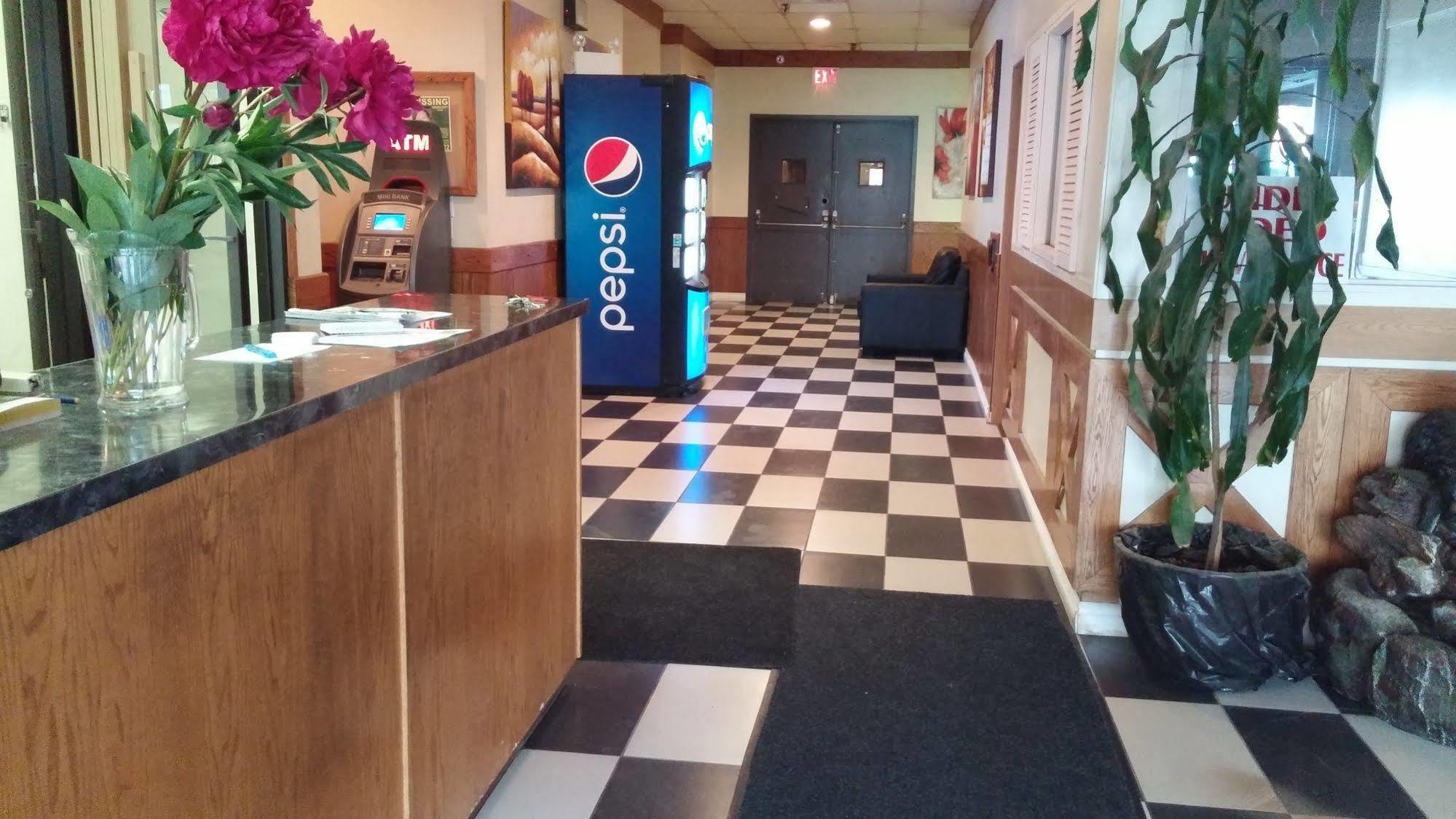 Vanderhoof Inn Kültér fotó